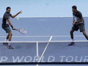 Bhupathi-Bopanna crashes out, Paes sails into 2nd round