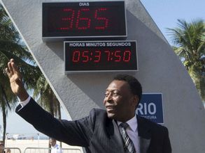 Neymar not in Santos' top three: Pele