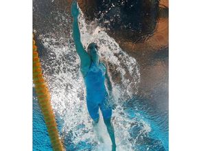 Swimming star Hosszu aims to break world record