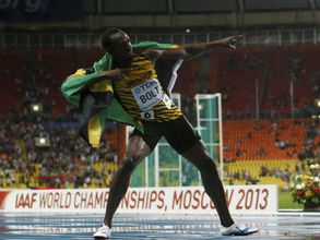 World Athletic Championships: Usain Bolt wins 200m gold