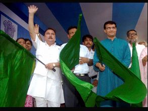 2014 War:Setback for BJP, Sourav Ganguly rejects Narendra Modi's offer