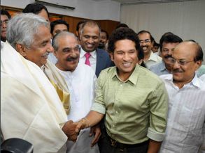 Sachin Tendulkar names his football team Kerala Blasters