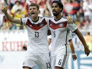 Thomas Muller will be top goal scorer in World Cup history: Gerd Muller