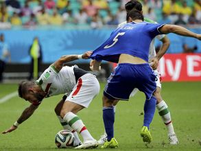 World Cup 2014: Bosnia-Herzegovina close doors on Iran, win 3-1