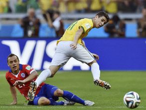 World Cup 2014: Brazil beat Chile 3-2 in penalty shoot-out