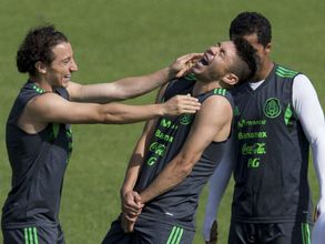 World Cup 2014: Can Mexico survive Dutch offence?