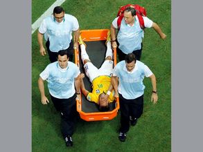 Barcelona FC sends doctor to check Neymar's fitness