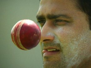 Emulate hockey performance in Australia: Kumble to cricket team