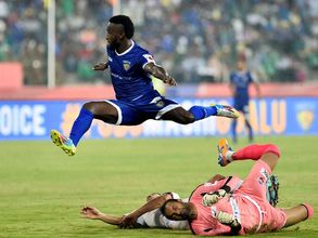 Chennaiyin thrash Pune 3-1 to move to top of ISL table