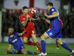 Liverpool's great Steven Gerrard makes 700th appearence
