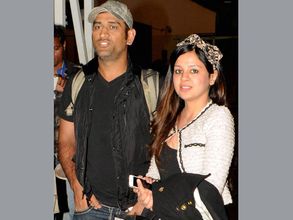 PHOTO: First look of MS Dhoni's little daughter Ziva
