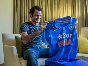 Photo controversy during WC: Federer apologises to India, Pakistan fans