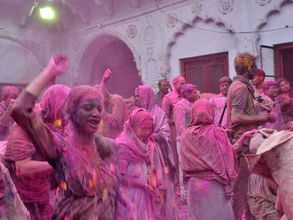 Holi revellers caught between 'rang barse' and 'run barse'