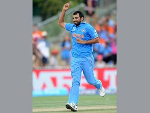 Bowlers doing a good job, says Indian skipper Dhoni