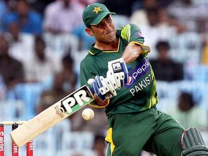 Pakistan's Younis Khan wants to honour Woolmer with win