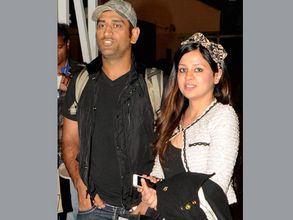 MS Dhoni gets the biggest support that matters, from his wife Sakshi