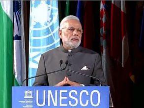 (News flash) Modi undertakes boat ride with French President