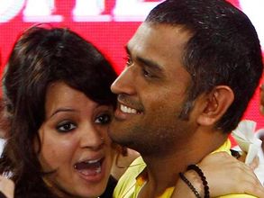 IPL Mania: Sakshi shares new pics of MS Dhoni and daughter Ziva