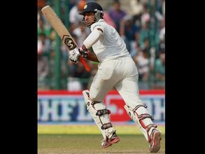 Cheteshwar Pujara falls to controversial decision, fans boo umpires