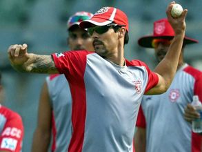 IPL 2015: Kings XI Punjab release Johnson and Marsh