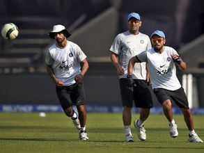 'Tremendous' mutual respect between Dhoni and Kohli, says Shastri
