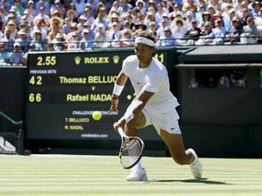 Wimbledon: Fan asks Nadal to sign on his prosthetic leg