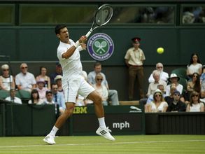 Day 3: Djokovic, Sharapova march on as Wimbledon endures record heat
