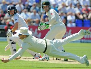 Australia need 412 to win first Ashes Test