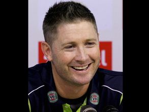 Ashes: Allan Border backs under-fire Michael Clarke