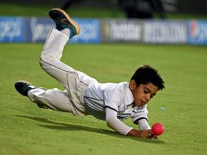 Rahul Dravid's 9-year-old son Samit smashes a match-winning 77 not out
