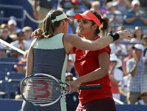 Sania Mirza and Martina Hingis reach Guangzhou Open final