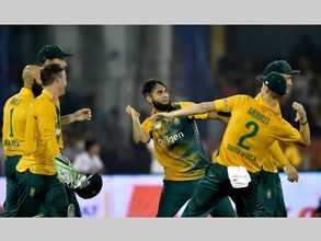 Imran Tahir's over turned the game on its head: AB de Villiers