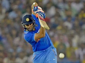 From Twitter: Yuvraj, Laxman, Gavaskar slam bottle-throwing fans in Cuttack