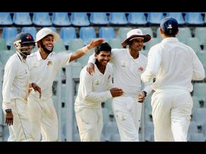 Yuvraj Singh flops again, Mumbai set for victory