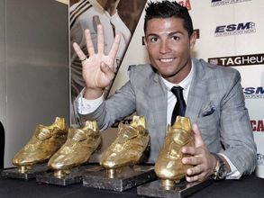 Cristiano Ronaldo receives record 4th Golden Boot