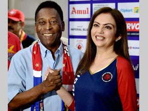 ISL: Inspired by Pele, Ganguly's Kolkata edge Tendulkar's Kerala 2-1