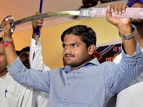 Mobile internet banned in Rajkot as Hardik warns stir at ODI venue