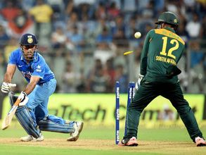 Our team doesn't look settled, says Dhoni after 214-run loss