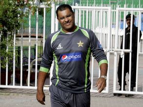 PCB seeks answers from coach Waqar Younis after losses to England