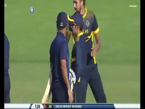 Gautam Gambhir ignored MS Dhoni after match against Jharkhand?
