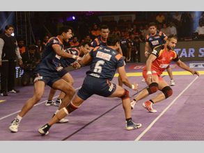 Jang Kun Lee stars as Bengal Warriors beat Bengaluru Bulls
