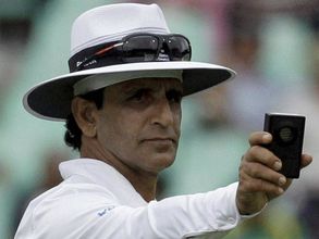 Corruption charges against umpire Asad Rauf 'devastating': Pakistani daily