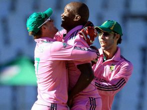 South Africa bowler Lonwabo Tsotsobe investigated in fixing case