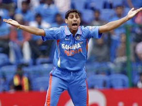 For Ashish Nehra, age is just a number: Sunil Gavaskar