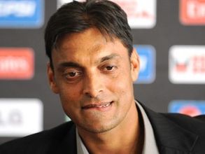 Shoaib Akhtar hits back at Sehwag, calls him 'immature', then deletes tweet!