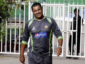 We didn't move at all from 8th to 15th over: Waqar Younis on Pakistan's loss against NZ