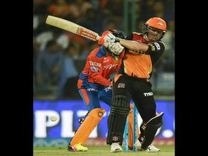 IPL 2016: David Warner's belligerent 93* takes Sunrisers Hyderabad into final