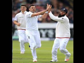 England crush Sri Lanka by innings & 88 runs, Anderson bags 10 wickets