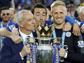 Dominance of 'top four' might end in EPL: Chelsea's coach Guus Hiddink
