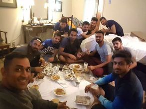 Viral Photo: MS Dhoni, other cricketers sit on floor and enjoy dinner